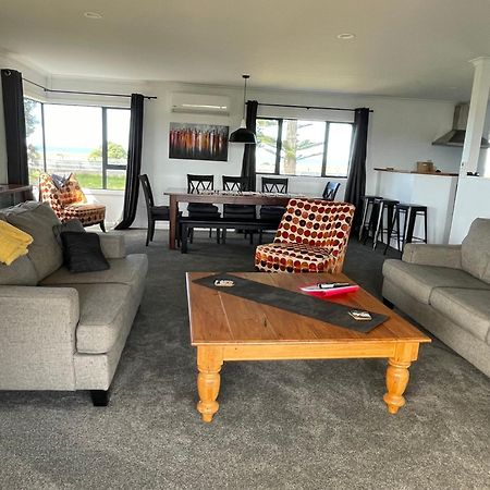 Te Awa Holiday Home Napier Exterior photo